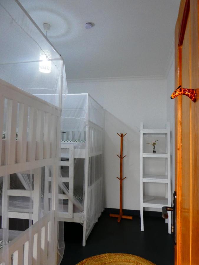 Hakuna Woga Inn Arusha Buitenkant foto