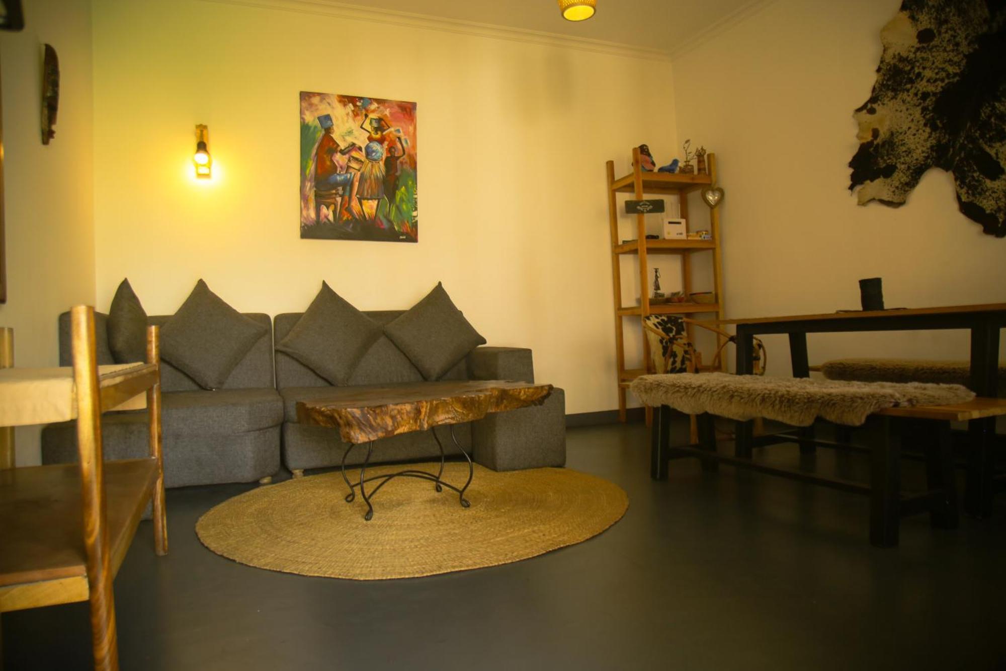 Hakuna Woga Inn Arusha Buitenkant foto