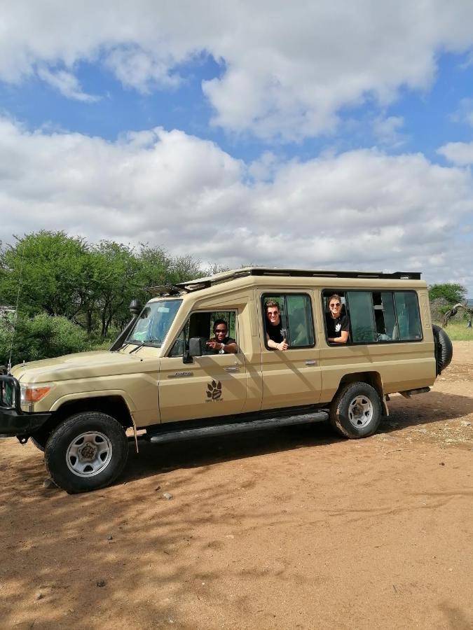 Hakuna Woga Inn Arusha Buitenkant foto